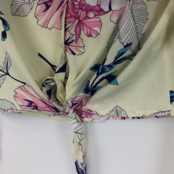 Yumi Kim - Mya Floral Front Tie Blouse - Size M - Picture 3 of 7